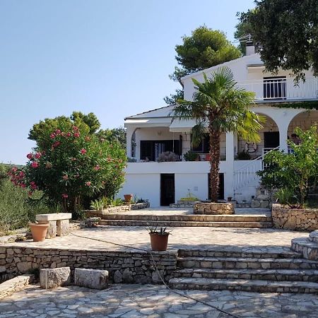 Apartment In Maslinica 70M From The Sea エクステリア 写真