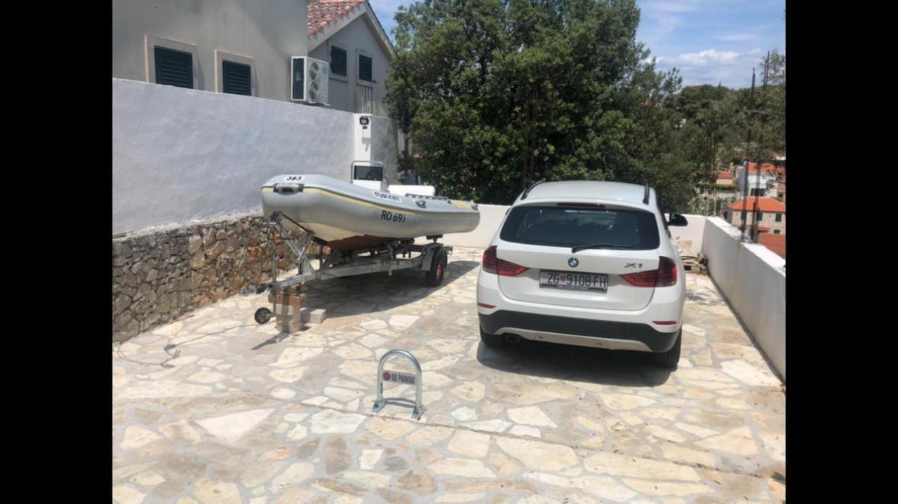 Apartment In Maslinica 70M From The Sea エクステリア 写真