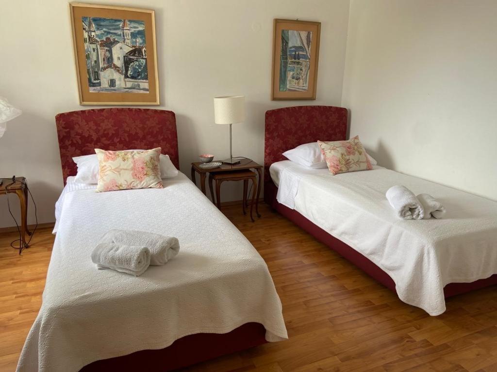 Apartment In Maslinica 70M From The Sea エクステリア 写真