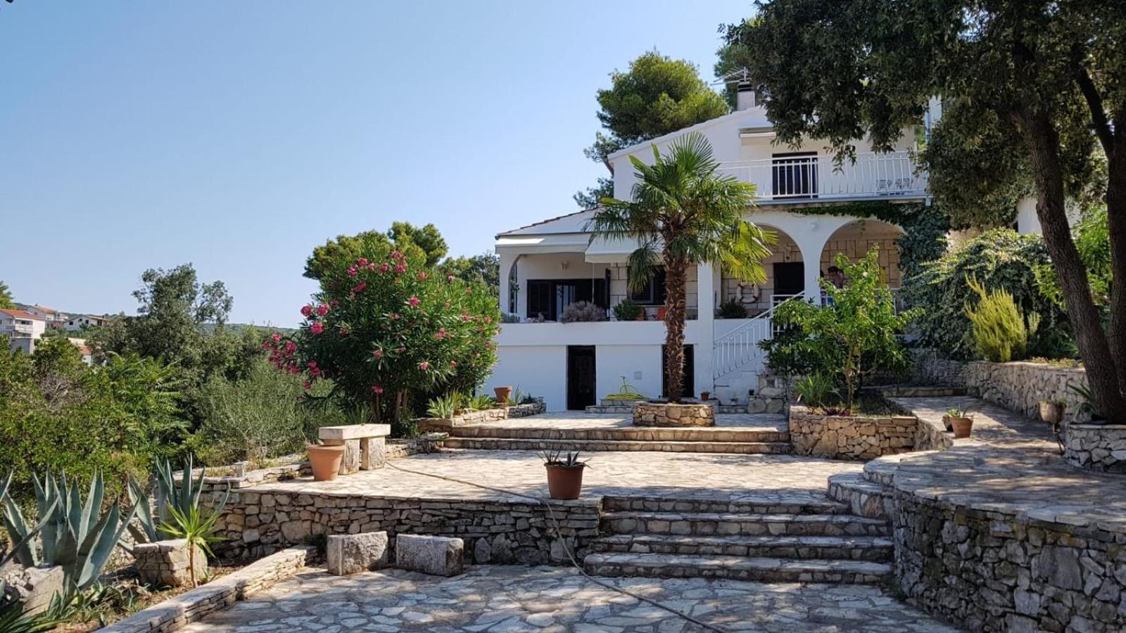 Apartment In Maslinica 70M From The Sea エクステリア 写真