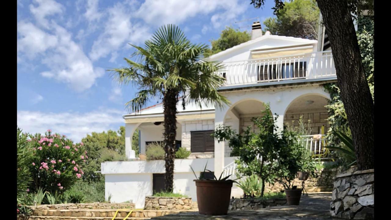 Apartment In Maslinica 70M From The Sea エクステリア 写真