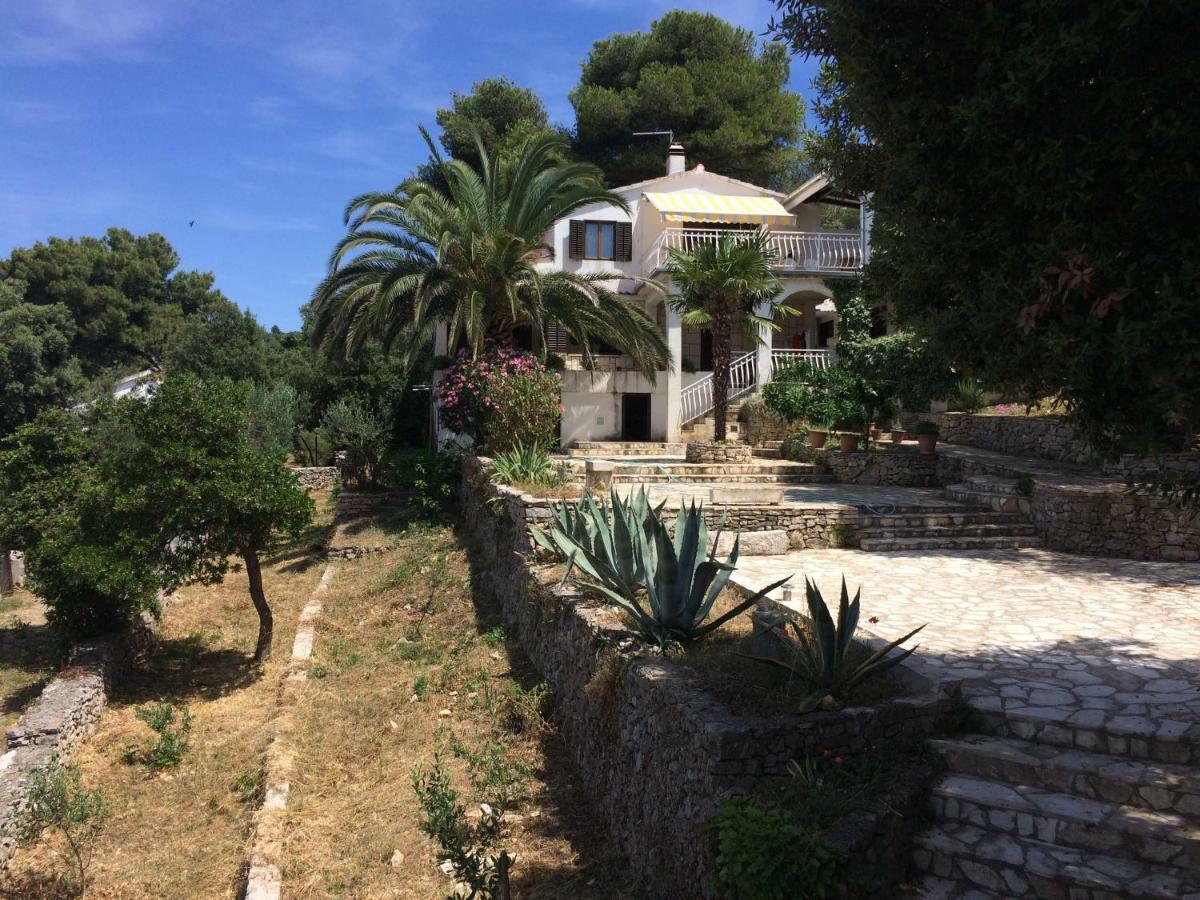 Apartment In Maslinica 70M From The Sea エクステリア 写真